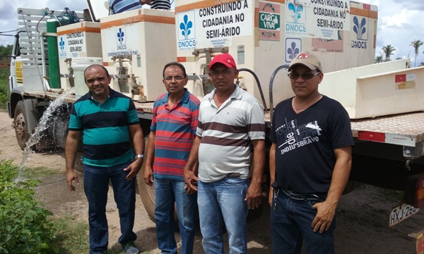 Prefeito de Lagoinha recebe Avelinos do DNOCS - Imagem 3