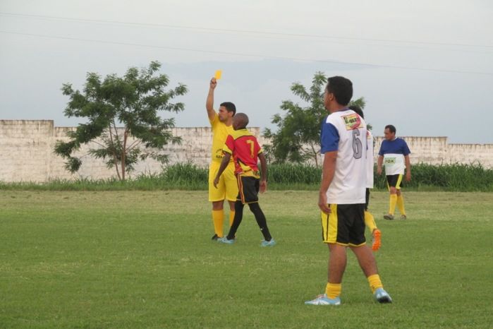 Demerval Lobão vence Barro Duro na abertura da copa dos quarentões  - Imagem 24