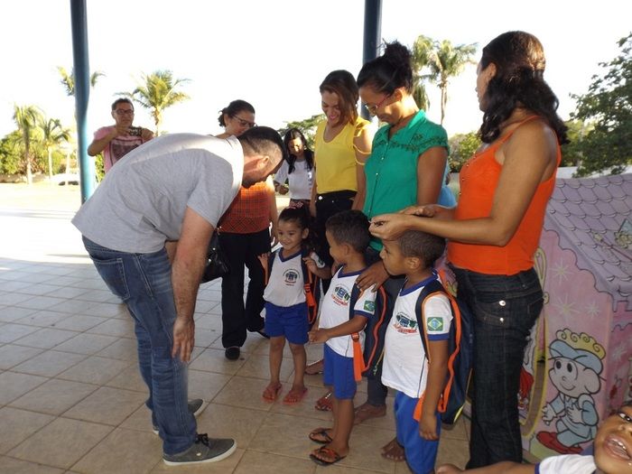 Alunos de Oeiras recebem livros didáticos e paradidáticos - Imagem 19