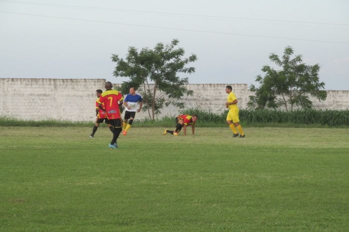 Demerval Lobão vence Barro Duro na abertura da copa dos quarentões  - Imagem 8