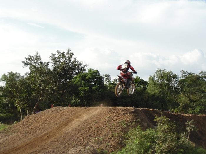 Confira os clicks do XV Moto Cross - Imagem 24