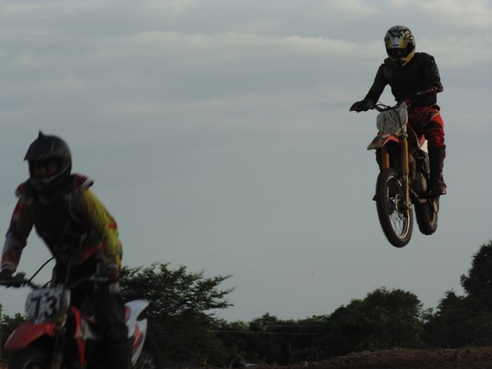 Confira os clicks do XV Moto Cross - Imagem 56