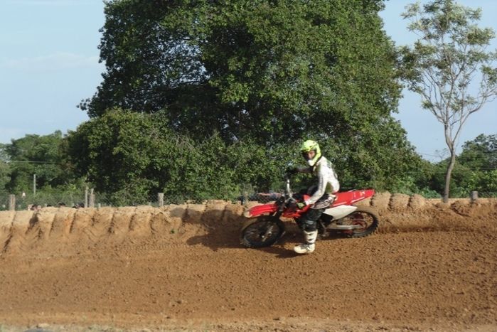 Confira os clicks do XV Moto Cross - Imagem 17
