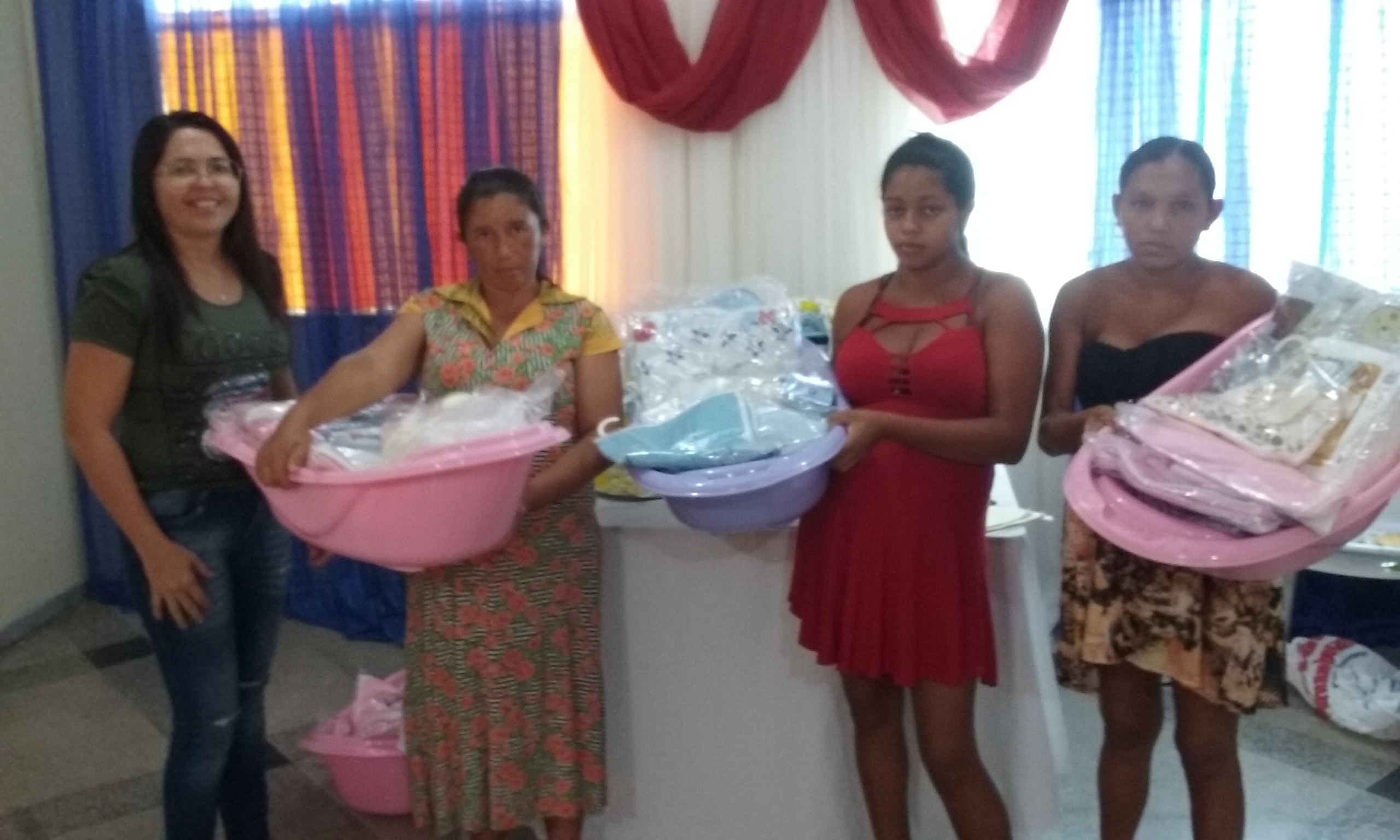 Social de Lagoinha entrega Kit de Enxoval para as Gestantes 