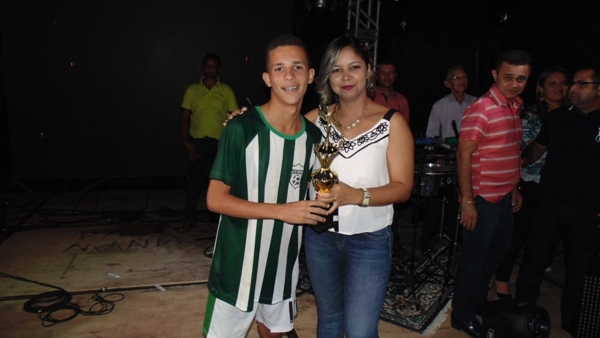 Prêmios são entregues aos vencedores de competições   - Imagem 20