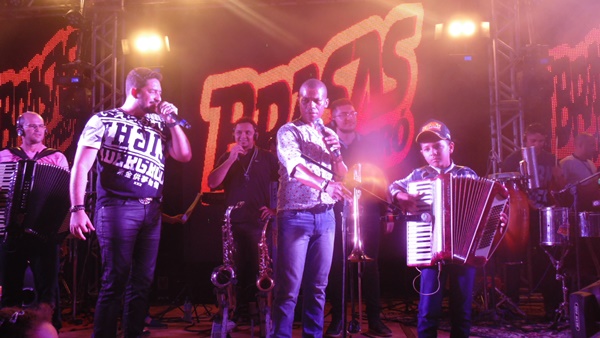 Público prestigia aniversario de 52 anos de Santo Inácio  - Imagem 62