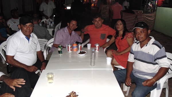 Público prestigia aniversario de 52 anos de Santo Inácio  - Imagem 4