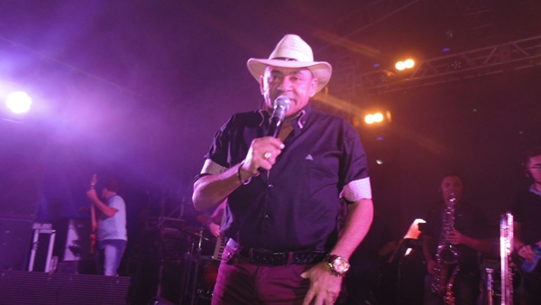 Público prestigia aniversario de 52 anos de Santo Inácio  - Imagem 47