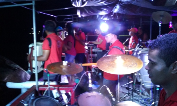 Forró Pura Raiação no Encerramento do Festejo do Sol Nascente - Imagem 1