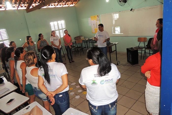 Professores do município participam de oficinas - Imagem 1