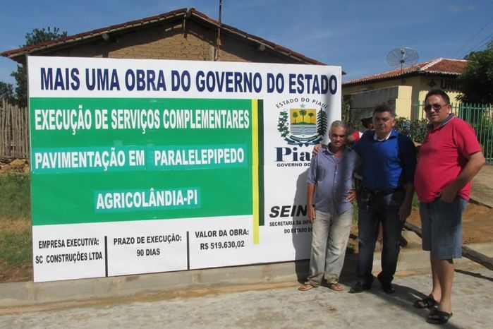 Prefeito Walter Alencar visita as Obras de Pavimentação  - Imagem 13