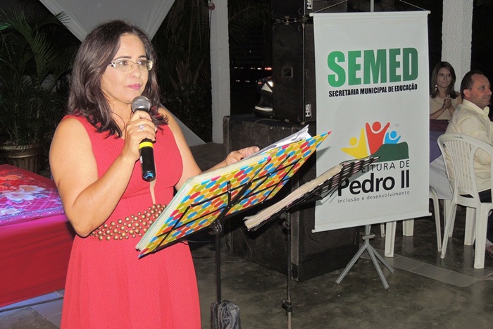 Sarau Literário reúne alunos de escolas municipais - Imagem 1