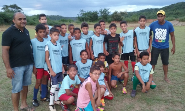 Escolinha de Futebol Semeando o Futuro fez primeiro Jogo Teste fora - Imagem 9