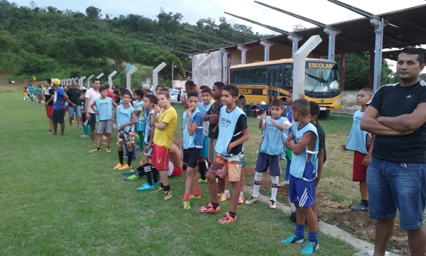 Escolinha de Futebol Semeando o Futuro fez primeiro Jogo Teste fora - Imagem 6