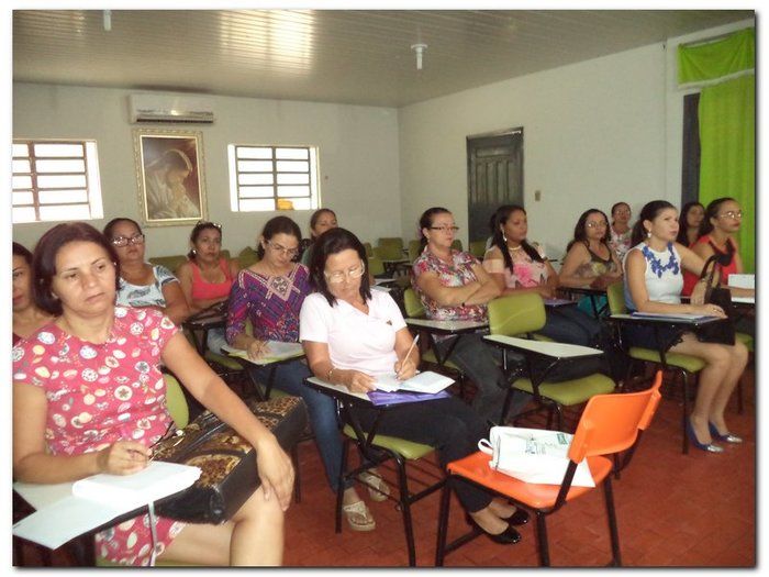 Secretaria Municipal de Inhuma promove encontro com professores - Imagem 2