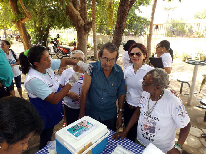 Prefeitura de Oeiras promove vacinação contra H1N1 - Imagem 34