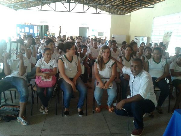 Alunos participam de palestra em Santo Inácio  - Imagem 8