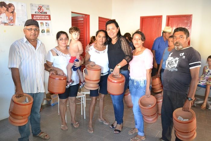 Alegretenses recebem presentes no 24º Aniversário da Cidade - Imagem 26