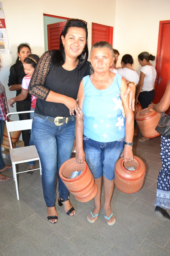 Alegretenses recebem presentes no 24º Aniversário da Cidade - Imagem 28