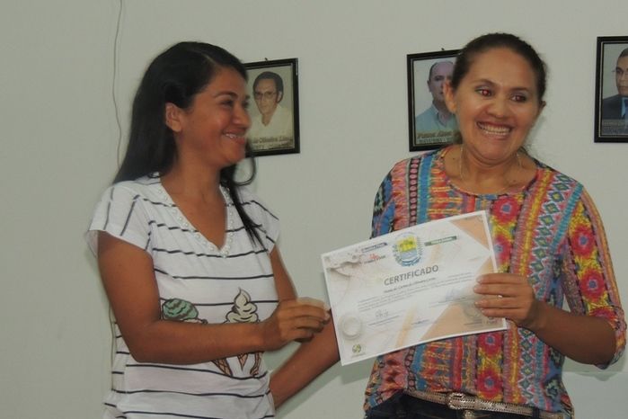 SETRE entrega certificados de embelezamento e coste e costura - Imagem 18