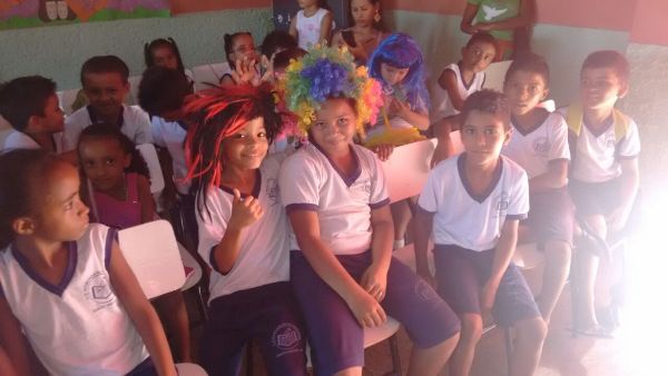 Alunos lembram datas comemorativas através de apresentações  - Imagem 10