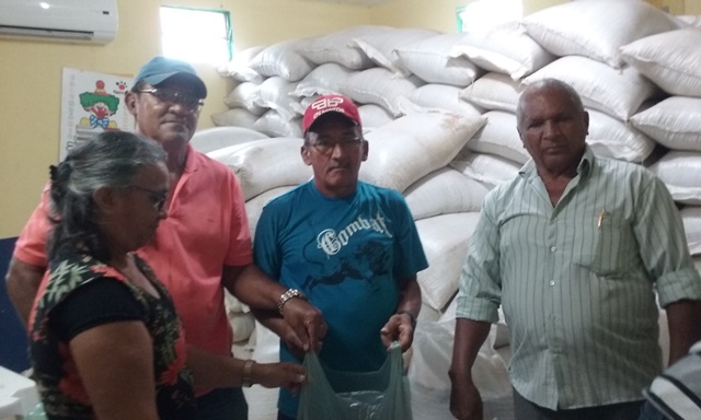 Agricolandenses recebem cerca de 15 Mil Kg de Feijão - Imagem 3