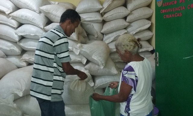 Agricolandenses recebem cerca de 15 Mil Kg de Feijão - Imagem 2