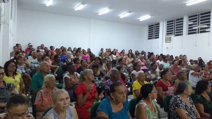 Prefeitura realiza festa em homenagem ao Dia da Mulher. - Imagem 9