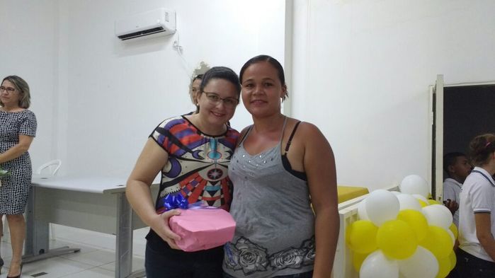 Prefeitura realiza festa em homenagem ao Dia da Mulher. - Imagem 17