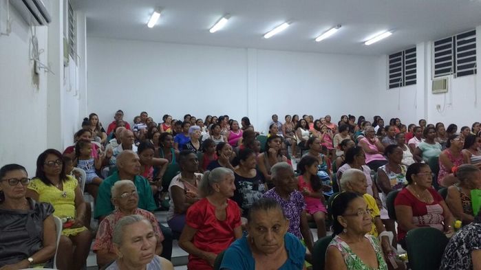 Prefeitura realiza festa em homenagem ao Dia da Mulher. - Imagem 2