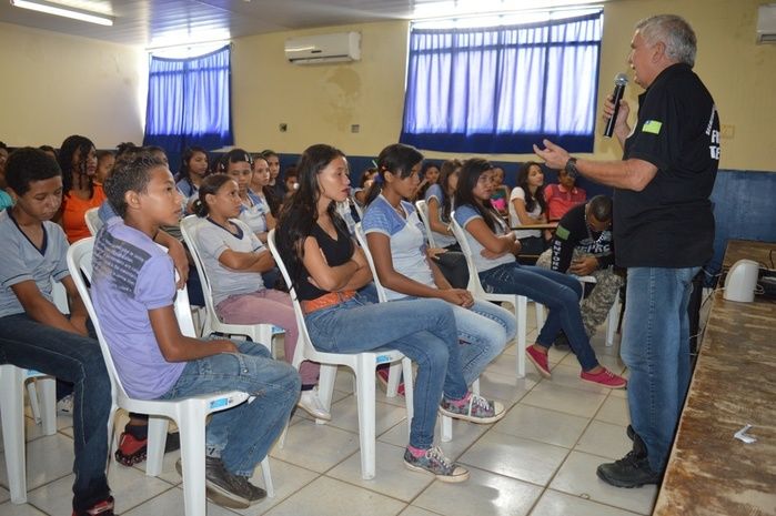 Equipe DEPRE realiza palestra preventiva contra drogas  - Imagem 16
