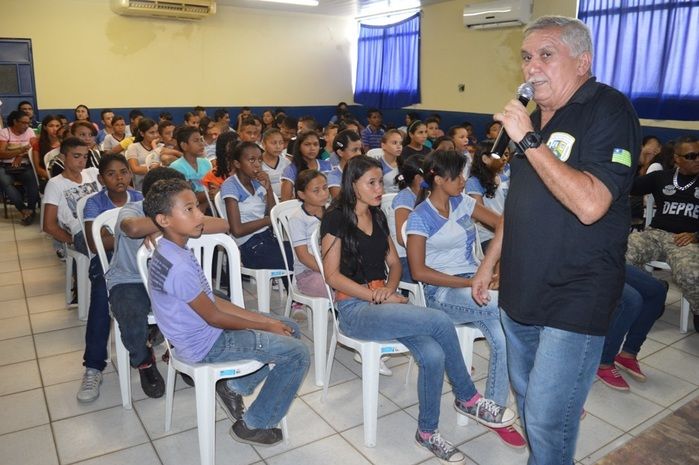 Equipe DEPRE realiza palestra preventiva contra drogas  - Imagem 28