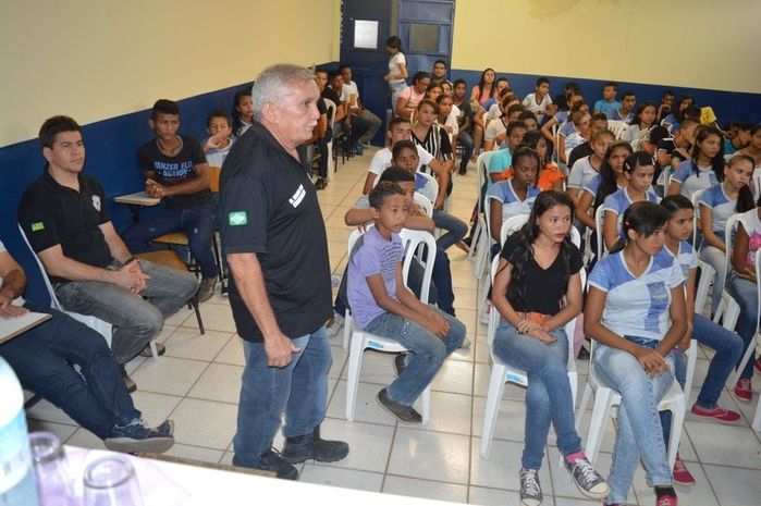 Equipe DEPRE realiza palestra preventiva contra drogas  - Imagem 31