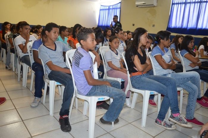 Equipe DEPRE realiza palestra preventiva contra drogas  - Imagem 15