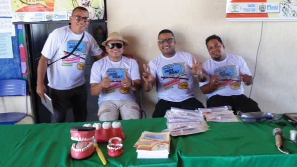 Alunos recebem orientações sobre saúde bucal em Santo Inácio  - Imagem 22