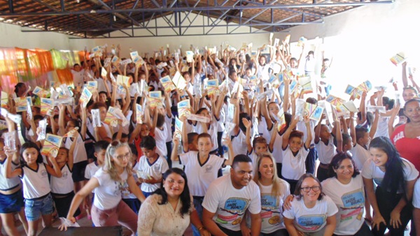 Alunos recebem orientações sobre saúde bucal em Santo Inácio  - Imagem 24