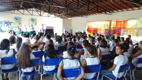 Alunos recebem orientações sobre saúde bucal em Santo Inácio  - Imagem 36