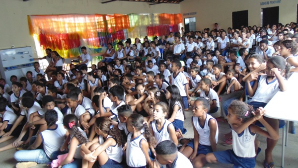 Alunos recebem orientações sobre saúde bucal em Santo Inácio  - Imagem 35