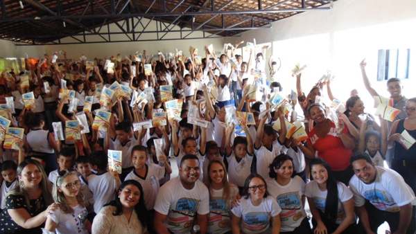Alunos recebem orientações sobre saúde bucal em Santo Inácio  - Imagem 25