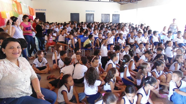 Alunos recebem orientações sobre saúde bucal em Santo Inácio  - Imagem 19