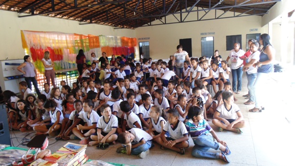 Alunos recebem orientações sobre saúde bucal em Santo Inácio  - Imagem 6
