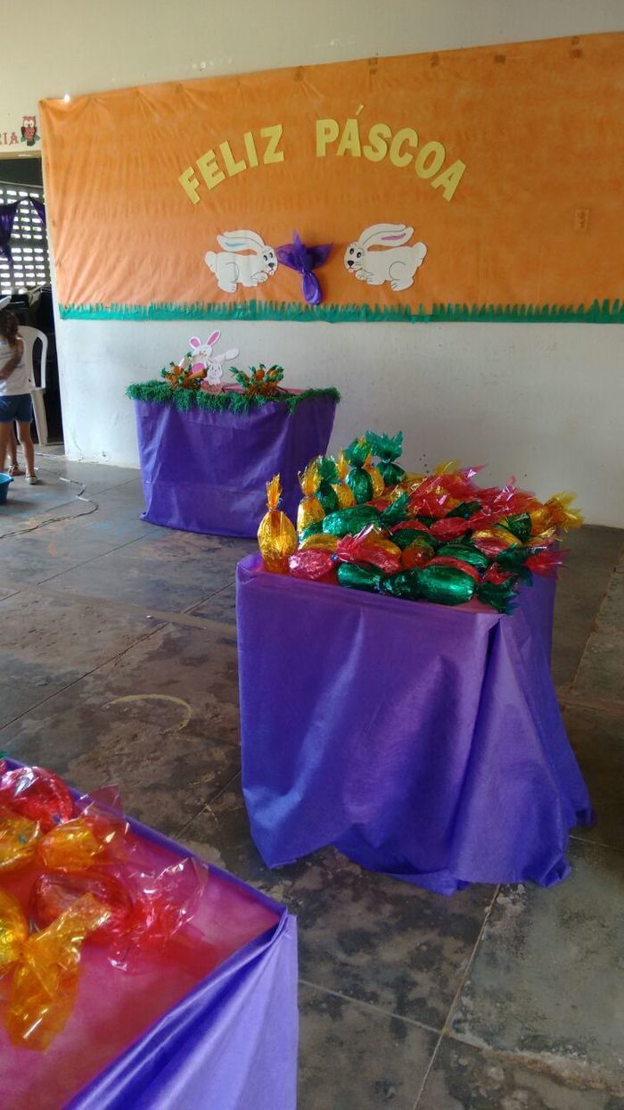 Escolas comemora Páscoa com a entrega de ovos de chocolate - Imagem 1