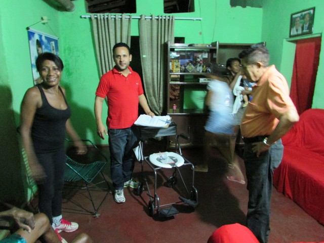 Prefeito Dr. Zé Maria Realiza Entrega Cadeiras de Rodas - Imagem 5