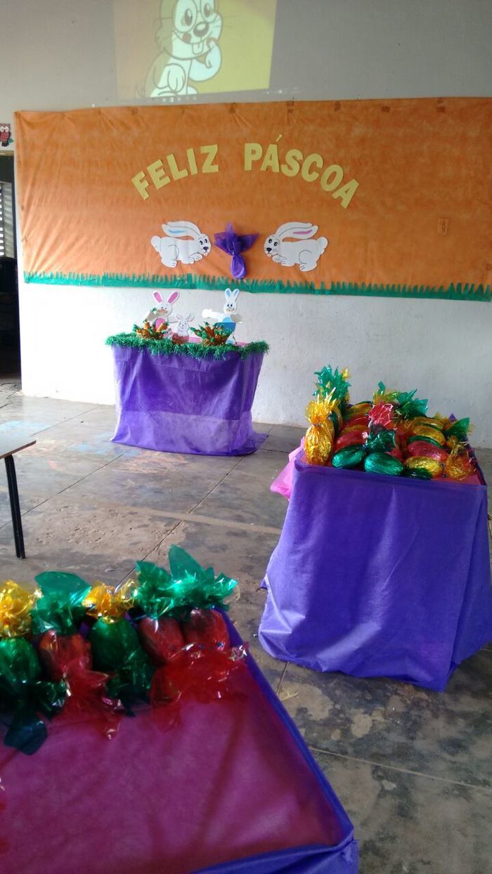 Escolas comemora Páscoa com a entrega de ovos de chocolate - Imagem 8
