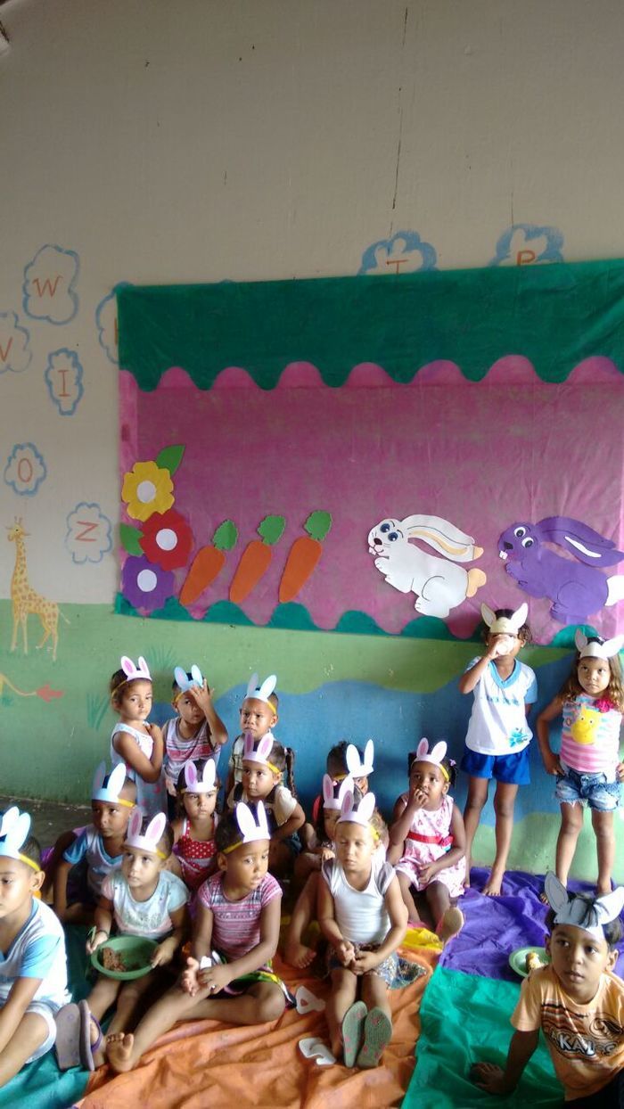 Escolas comemora Páscoa com a entrega de ovos de chocolate - Imagem 18
