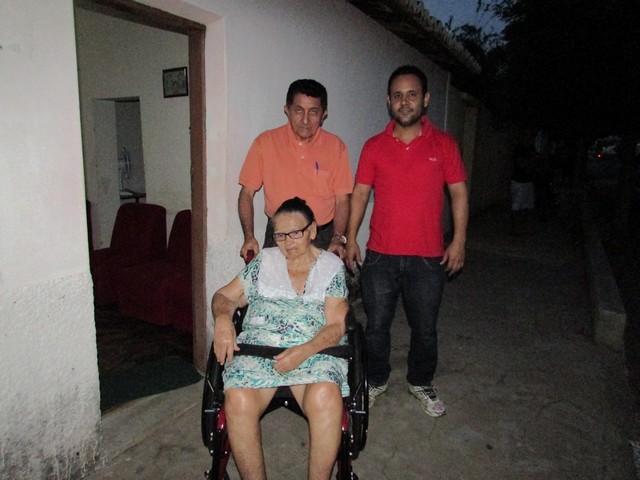 Prefeito Dr. Zé Maria Realiza Entrega Cadeiras de Rodas - Imagem 9