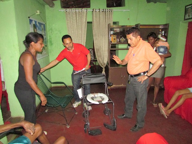 Prefeito Dr. Zé Maria Realiza Entrega Cadeiras de Rodas - Imagem 6