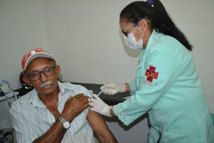 Secretaria Mun. de Saúde de Alegrete realiza campanha de vacina - Imagem 11