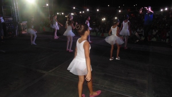 População prestigia evento cultural em Santo Inácio  - Imagem 15