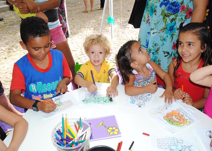 Município realiza festa em comemoração ao dia das mães - Imagem 51